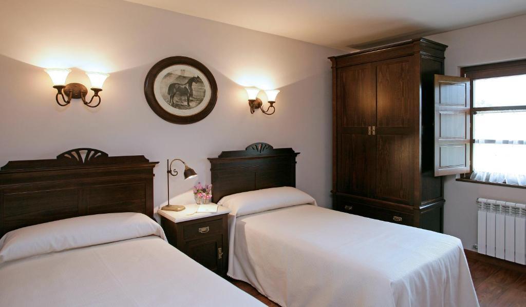 Hotel Rural Yeguada Albeitar Villayon Bilik gambar